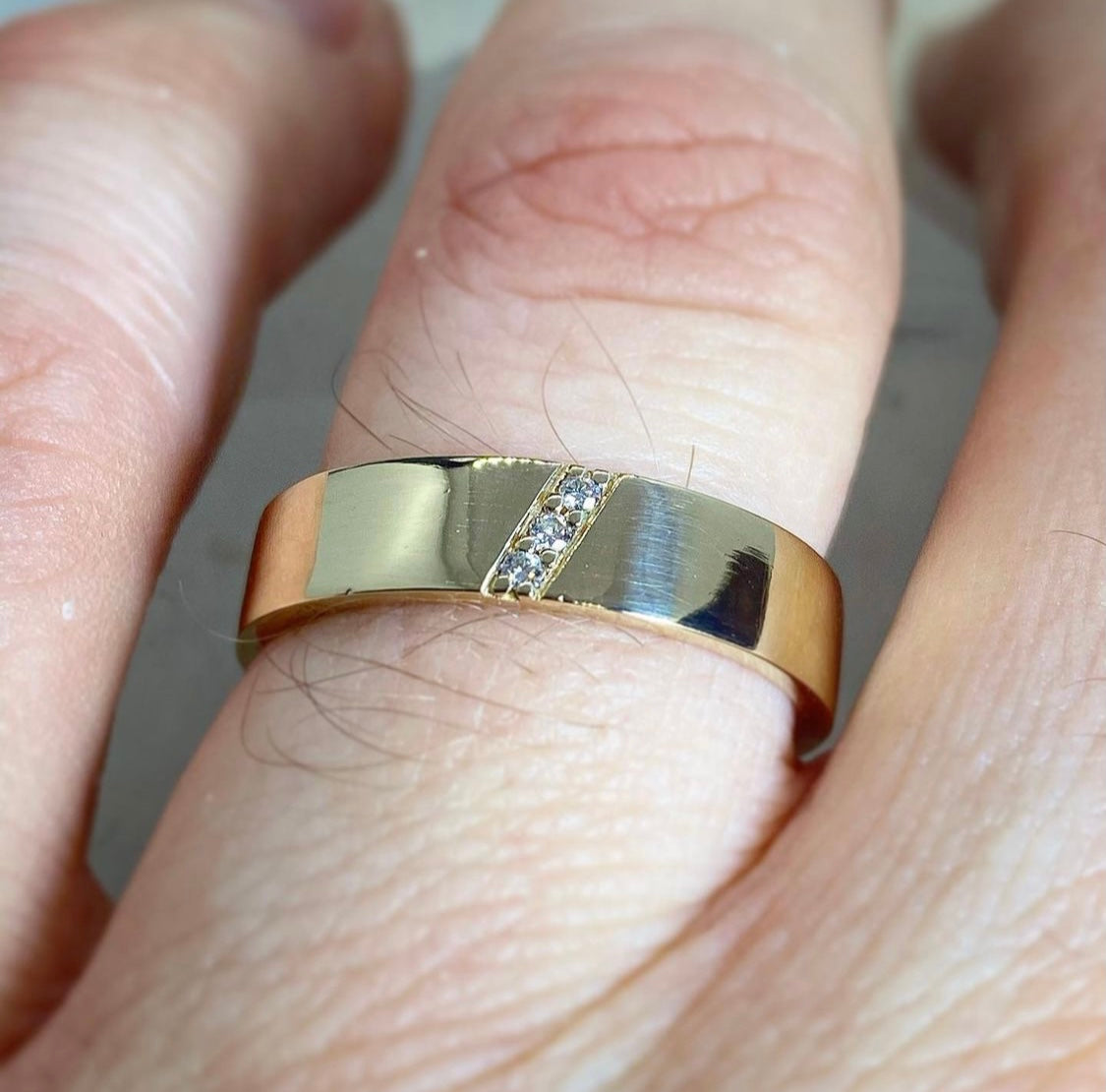 WEDGE BAND